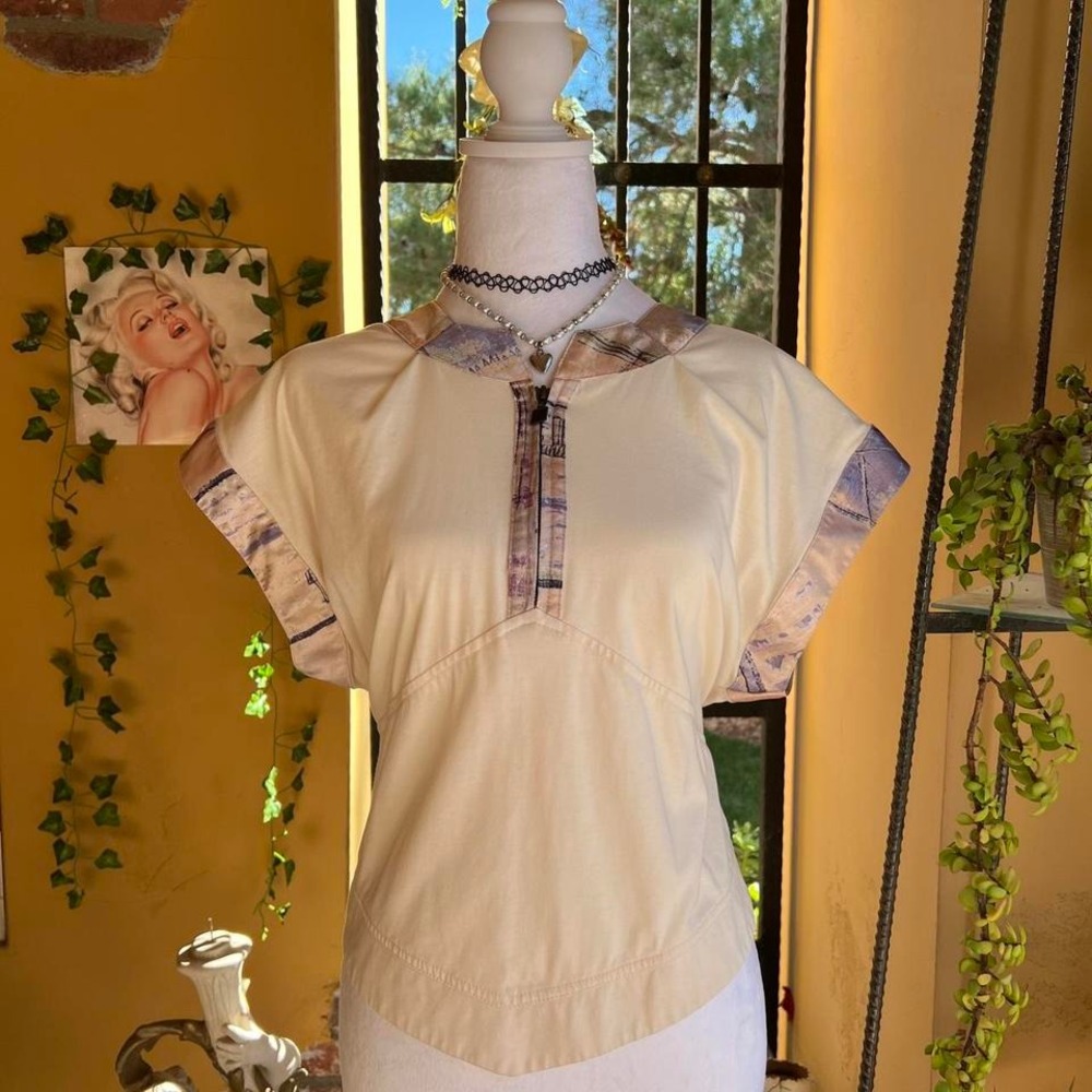 Short Sleeve Cream Top Vintage